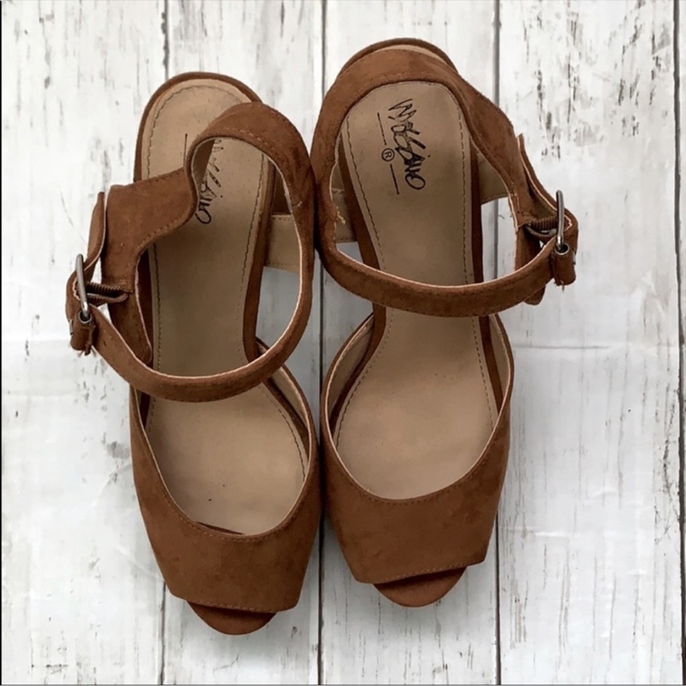 Platform Retro Look Peep Open Toe Block High Heels - image 6